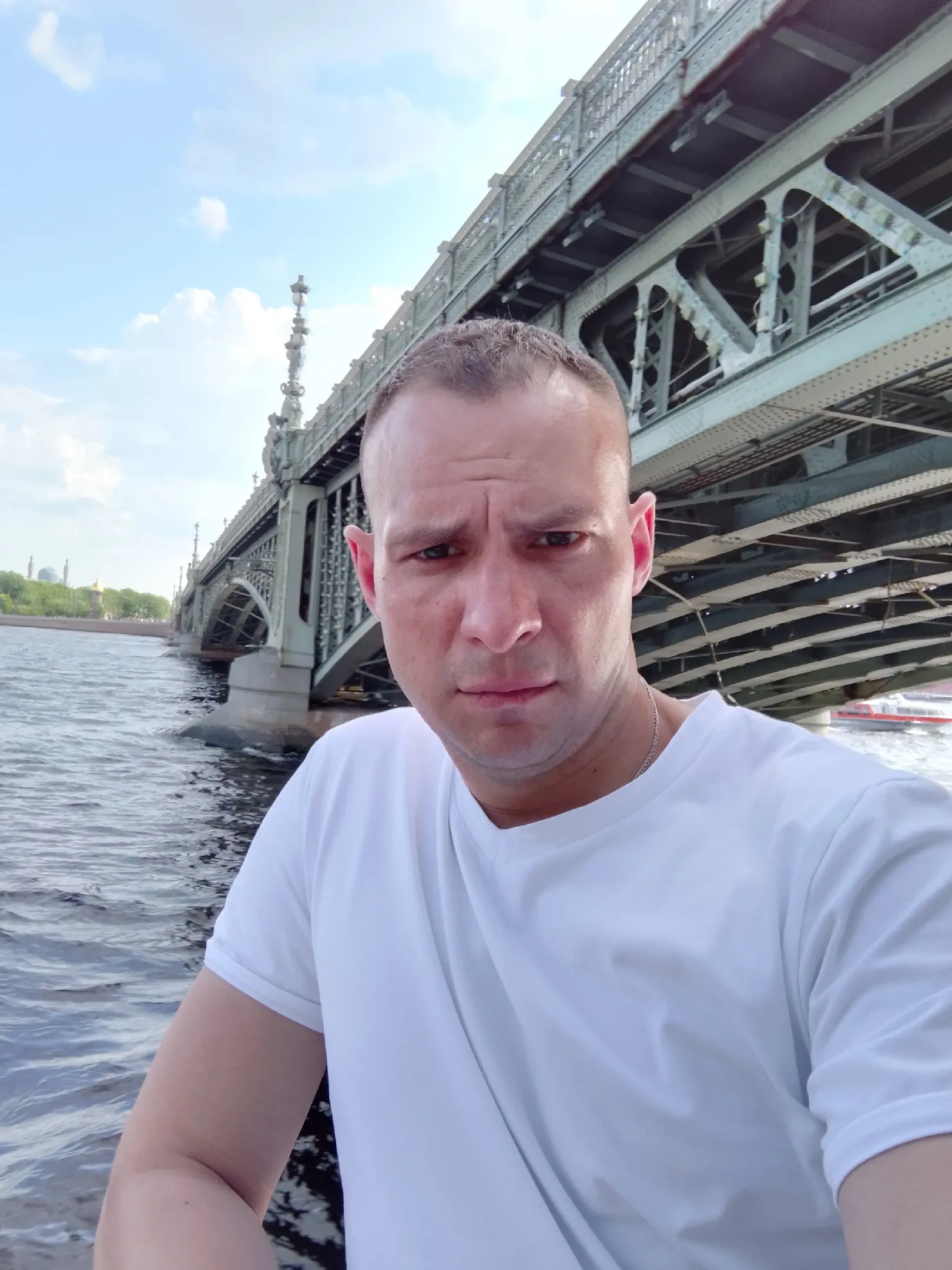 Евгений Пересторонин