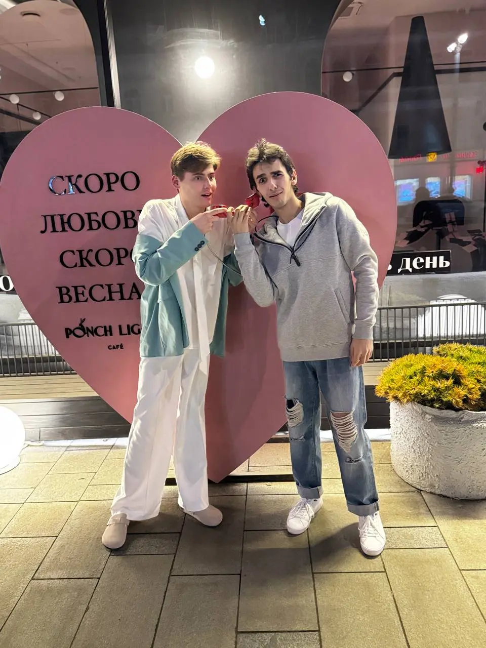 Отдых по “РУССКИ” это к нам 😂
Хорошо провели время сегодня с дружочками (пирожочками) | Сетка — социальная сеть от hh.ru