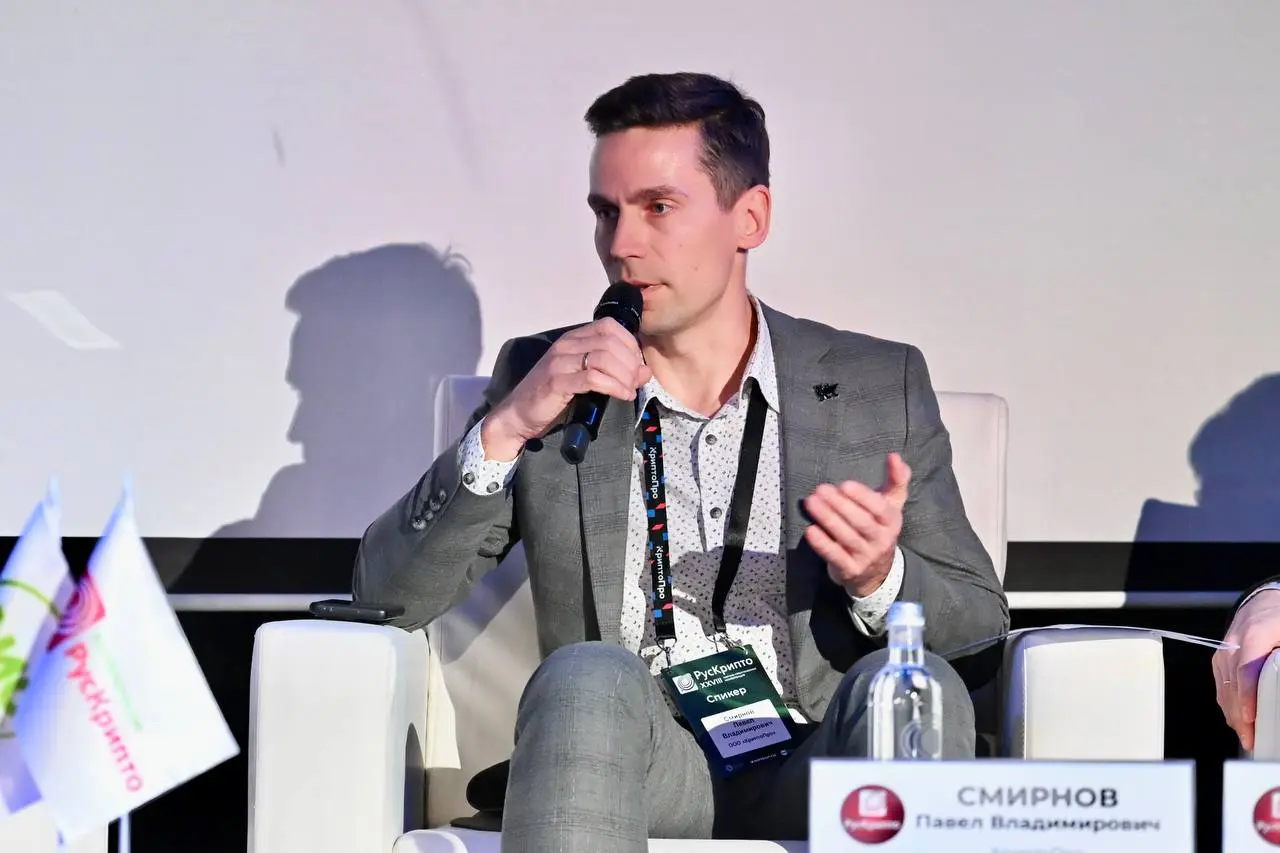 Как прошёл первый день «РусКрипто’2026» 🔥
Стартовали с пленарного заседания, где задали тон всей конференции: обсудили ключевые вызовы отрасли, развитие криптографии и актуальные вопросы регулирования | Сетка — социальная сеть от hh.ru