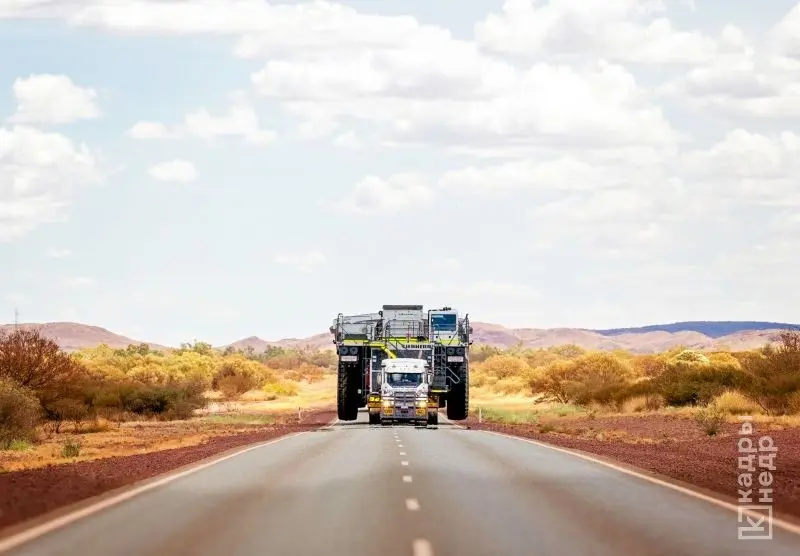 Фото дня.
Поставка 100-го самосвала Liebherr T264 на один из активов Fortescue в регионе Пилбара (Западная Австралия) | Сетка — социальная сеть от hh.ru