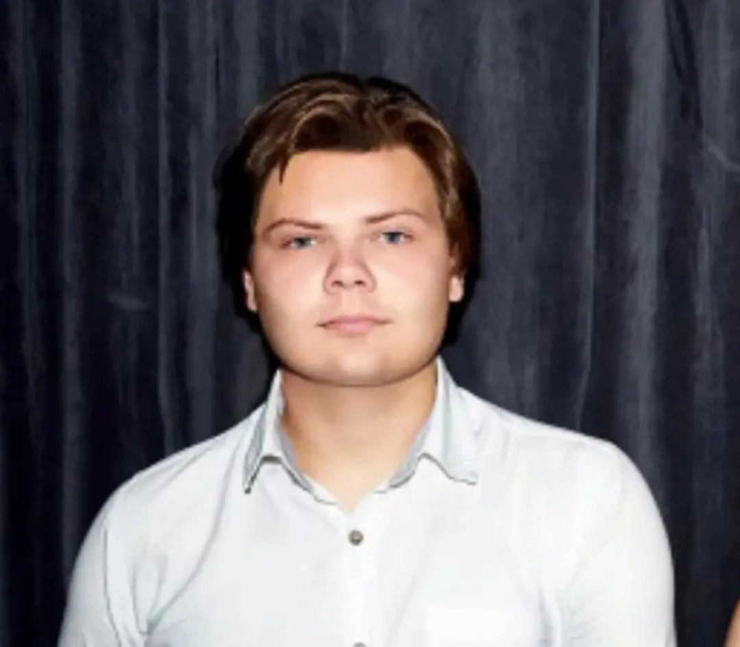 Владислав Крайнов