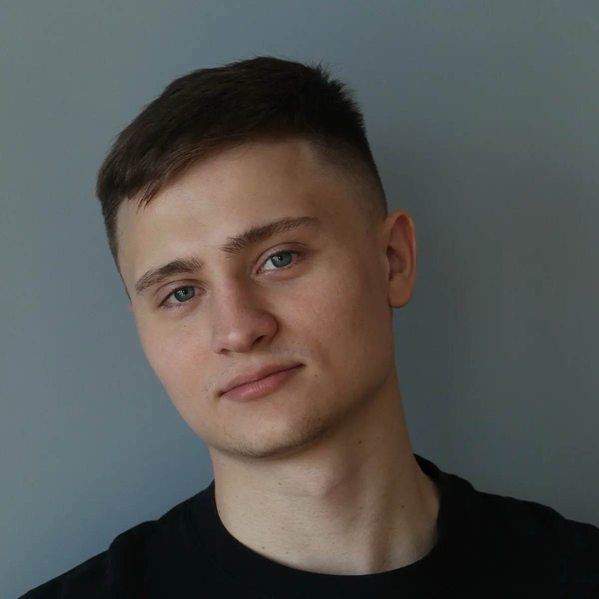 Максим Лазарович
