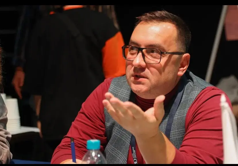 Анатолий Крёков | Сетка — социальная сеть от hh.ru