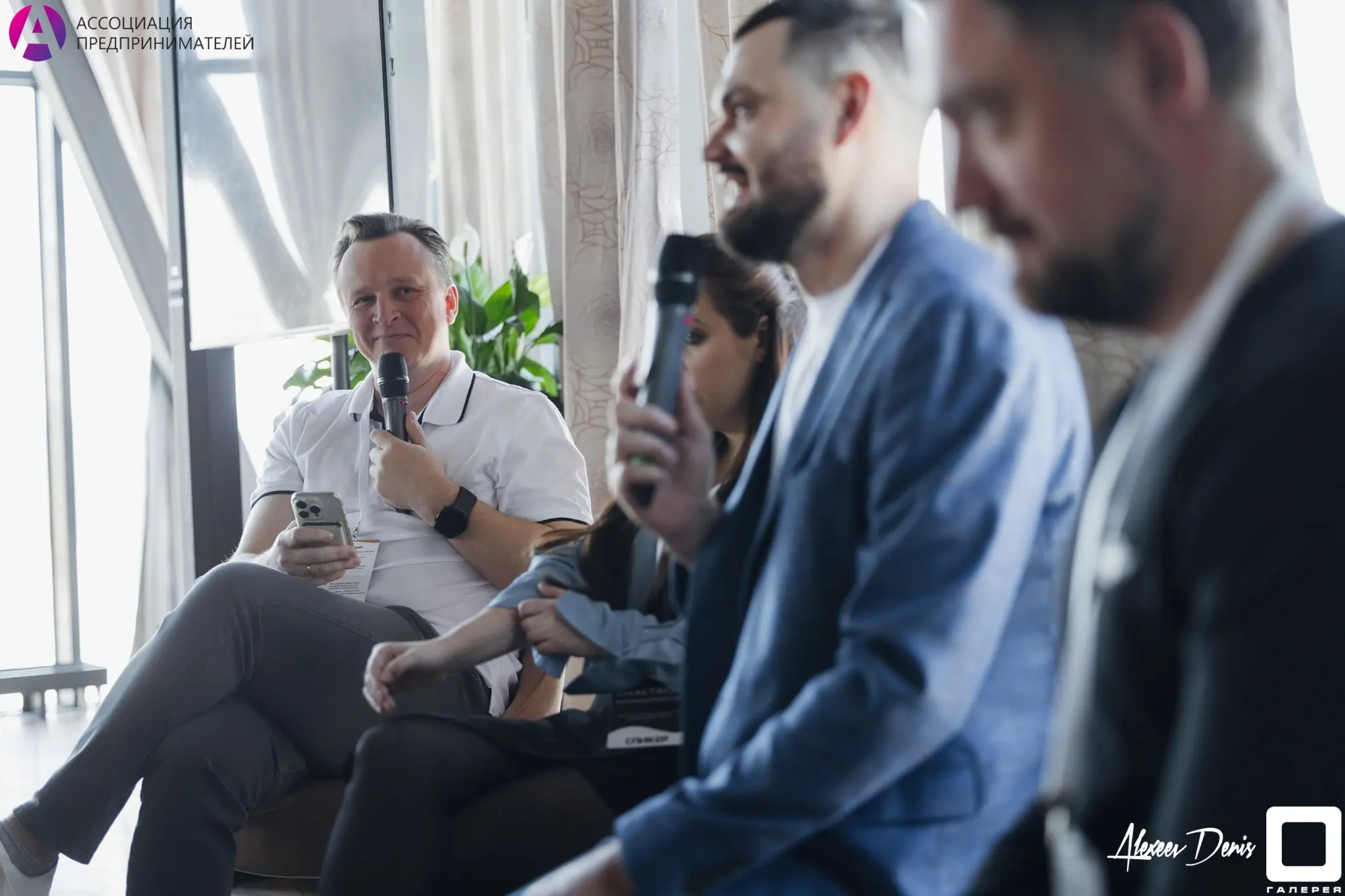 Местный бренд — глобальный охват | Сетка — социальная сеть от hh.ru