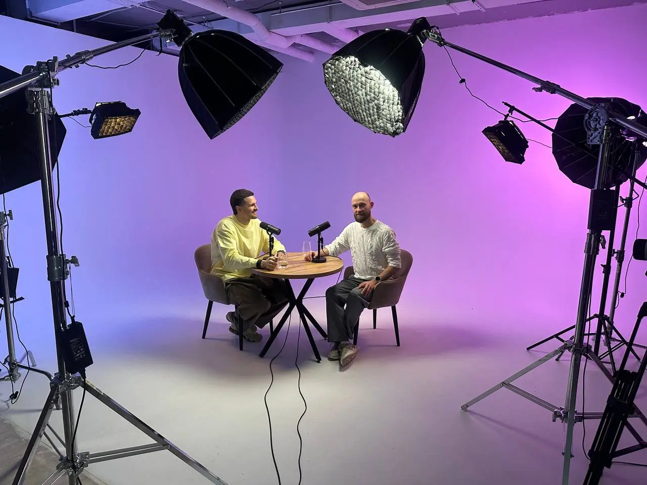 Ну что друзья, можете нас поздравлять: мы с моим другом, Лешей Белкиным, запускаем новый подкаст «Путь ИИ», который будет посвящен разбору современных подходов построения компаний, трансформации сущес... | Сетка — социальная сеть от hh.ru