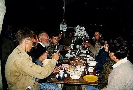 ДАРЫ ПРИРОДЫ, МУКА, ВОДА И ОЖИДАНИЕ ЧУДА ОТ ПРИЕЗЖАЮЩИХ: КАК МЫ ЕЛИ В ЭКСПЕДИЦИИ, КОГДА ДЕНЕГ НЕ БЫЛО, А СЧАСТЬЯ – ВАГОН! 😄🍲
Продолжаем говорить об экономии в экспедиции | Сетка — социальная сеть от hh.ru