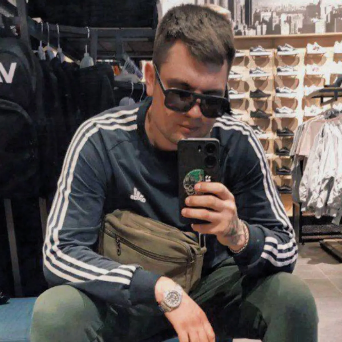 Игорь Голиков