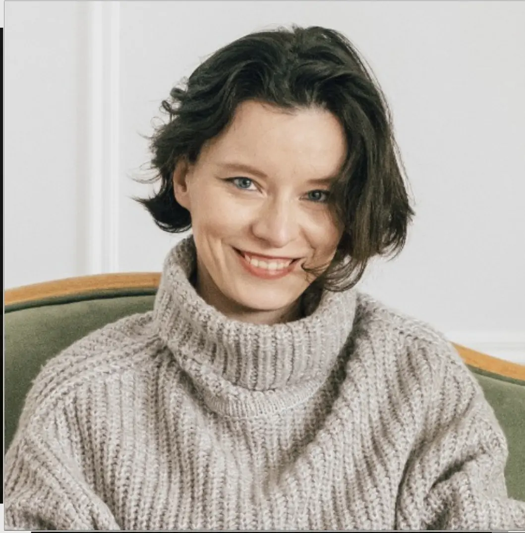 Юлия Хан