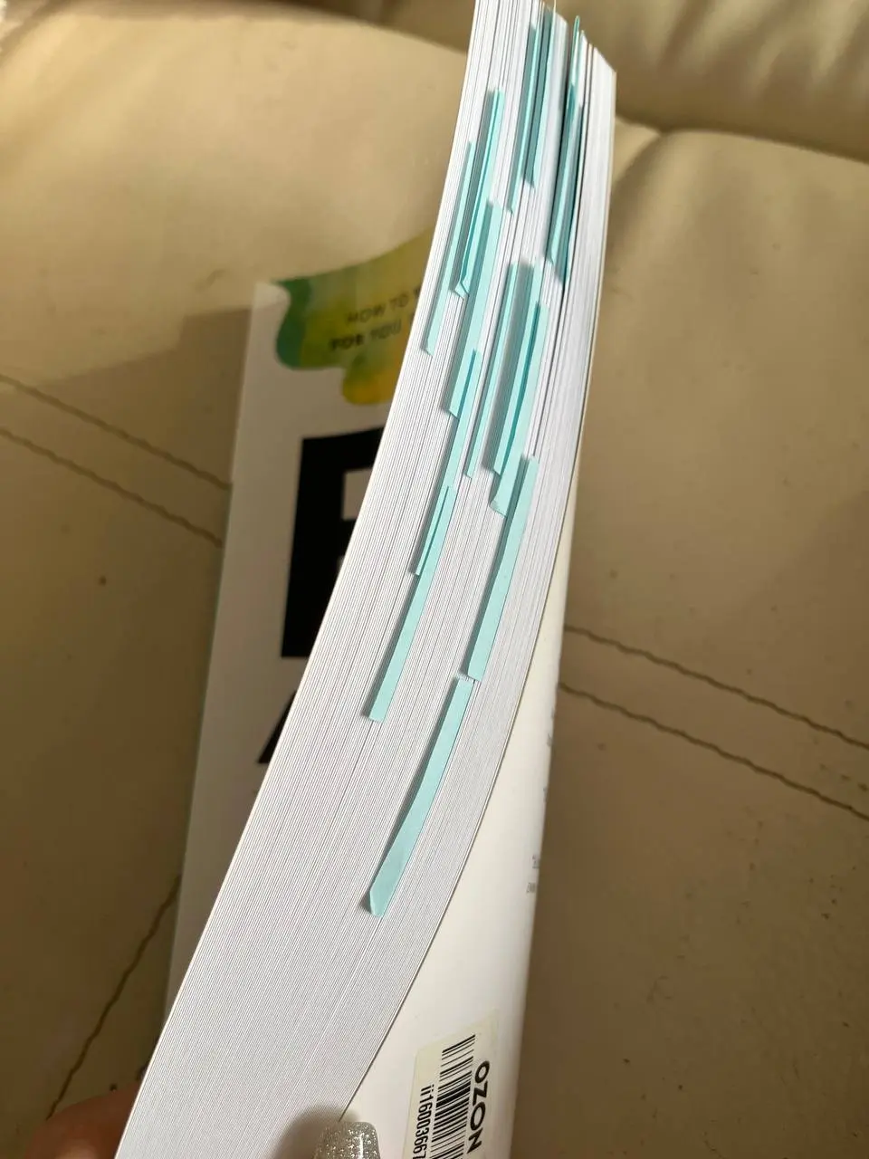 Привет! 🫂
📚📚📚 Краткий обзор и мысли относительно книги “EQ Applied. The real-world guide to emotional intelligence”, Justin Bariso.
Книгу рекомендовал СЕО одной компании | Сетка — социальная сеть от hh.ru