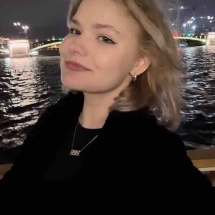 Ксения Хорошилова