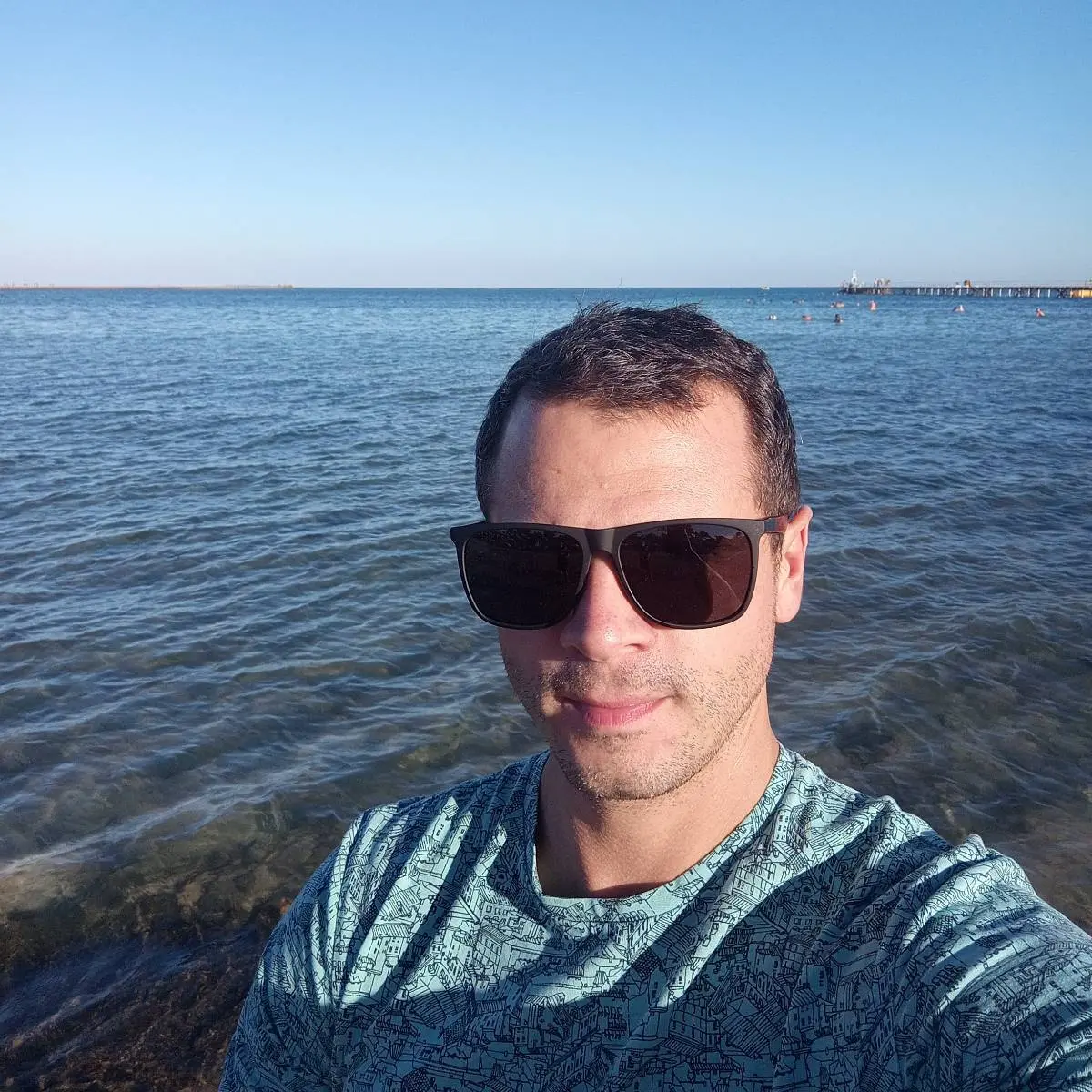 Илья Школьников