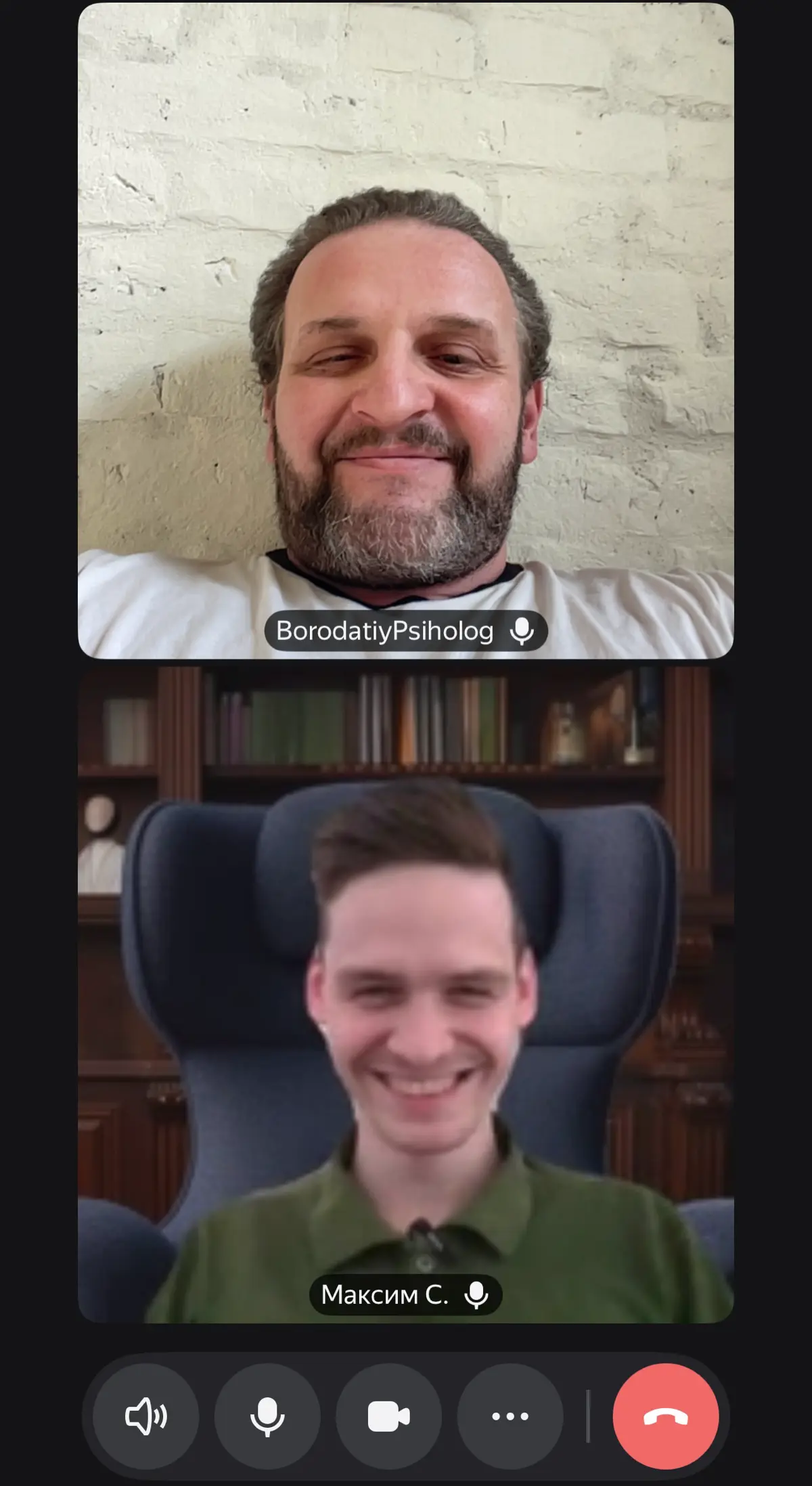 «Я ЧУВСТВУЮ ТВОЮ ЯРОСТЬ». ИЛИ ПОЧЕМУ МЫ ЗАКАПЫВАЕМ СВОЙ ТАЛАНТ В ЗЕМЛ
На днях общался с молодым человеком - продюссер, Максим | Сетка — социальная сеть от hh.ru