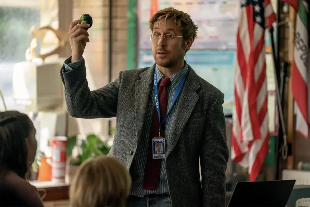 Проект “Конец света” (Project Hail Mary, 2026)
Я редко выхожу из кино с ощущением, что меня вскрыли изнутри и оставили какое-то время жить с этой новой трещиной в восприятии | Сетка — социальная сеть от hh.ru