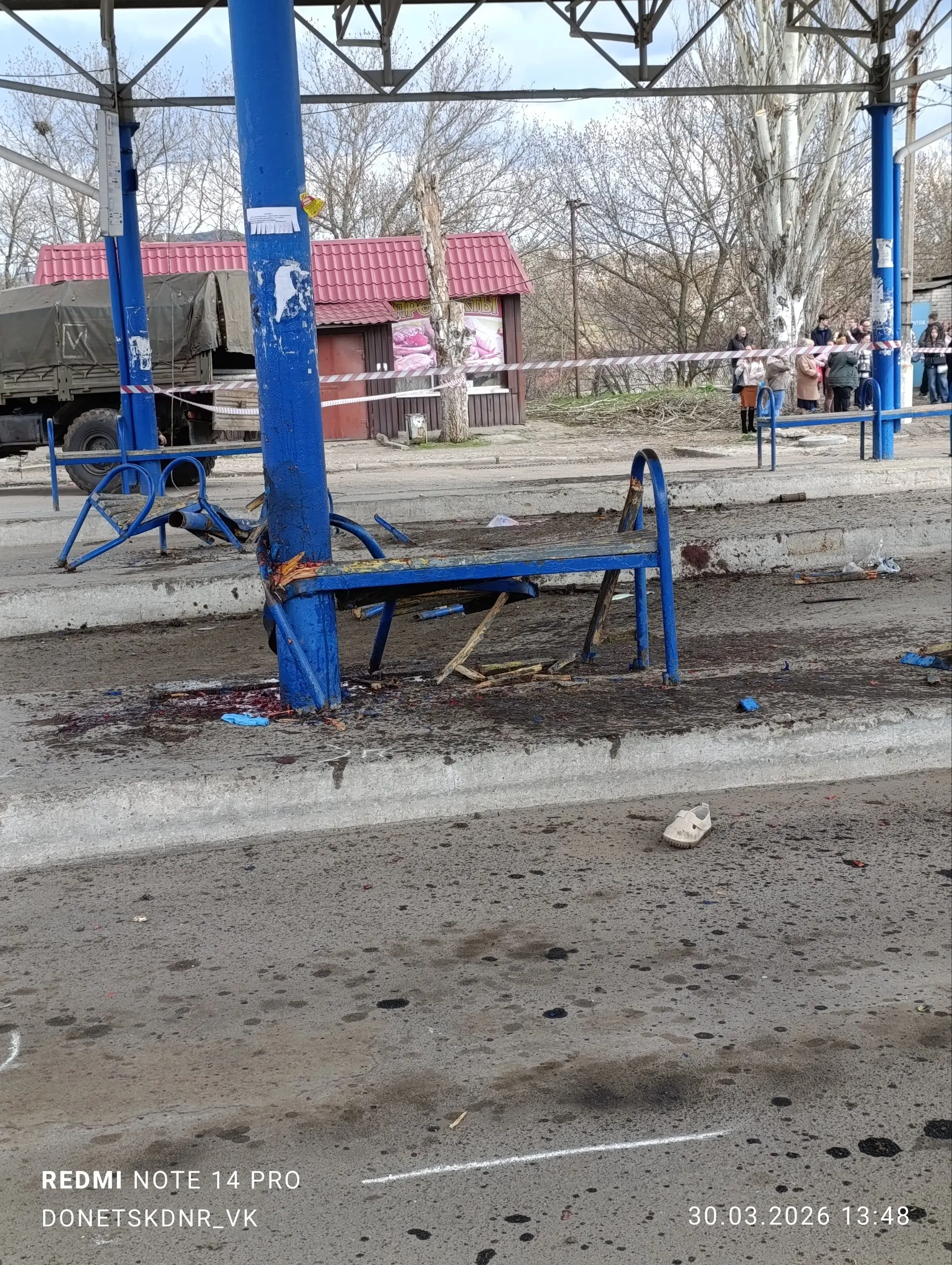 Полуофициально,Урал зацепил Славуту на повороте и от удара поехал на автостанцию | Сетка — социальная сеть от hh.ru