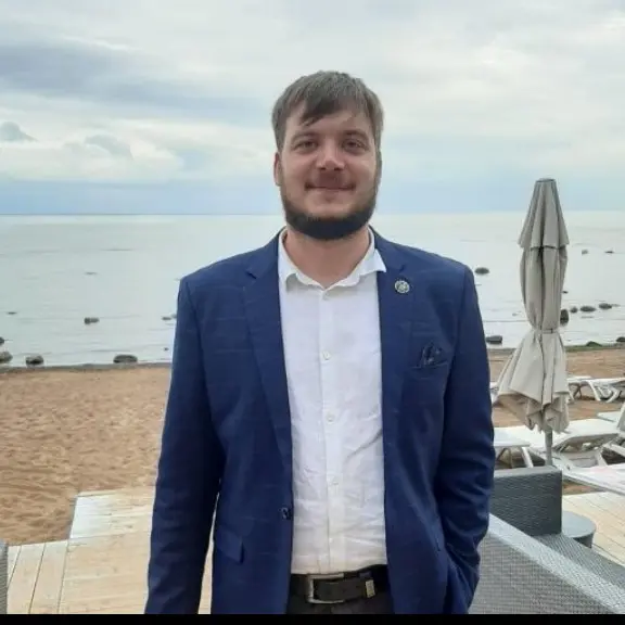 Алексей Белозоров