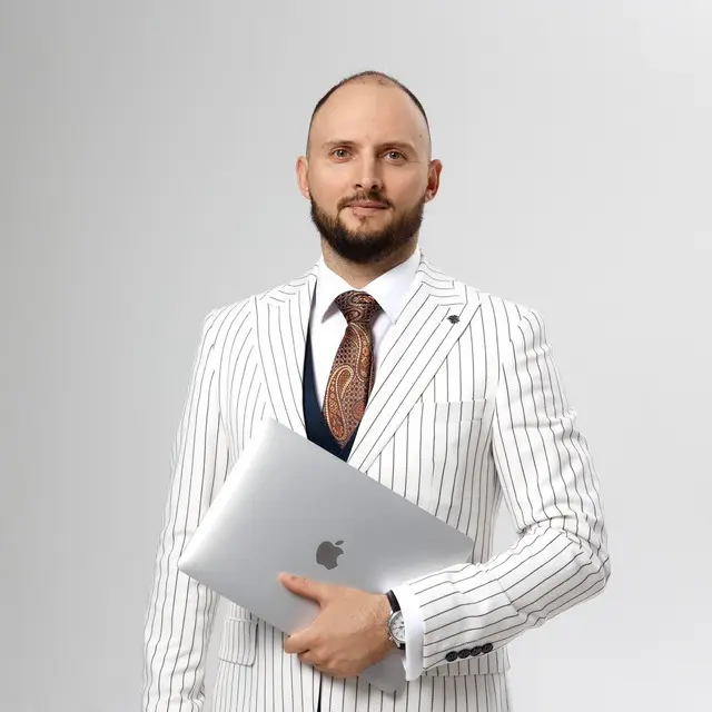 Александр Васянин
