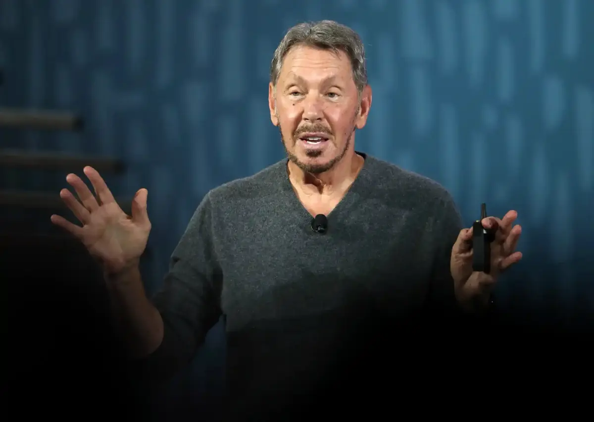 Oracle начала сокращения сотруднико
По данным СМИ, сотрудники получили письма с уведомлением об увольнении, где указано, что их последний рабочий день - день получения уведомления | Сетка — социальная сеть от hh.ru