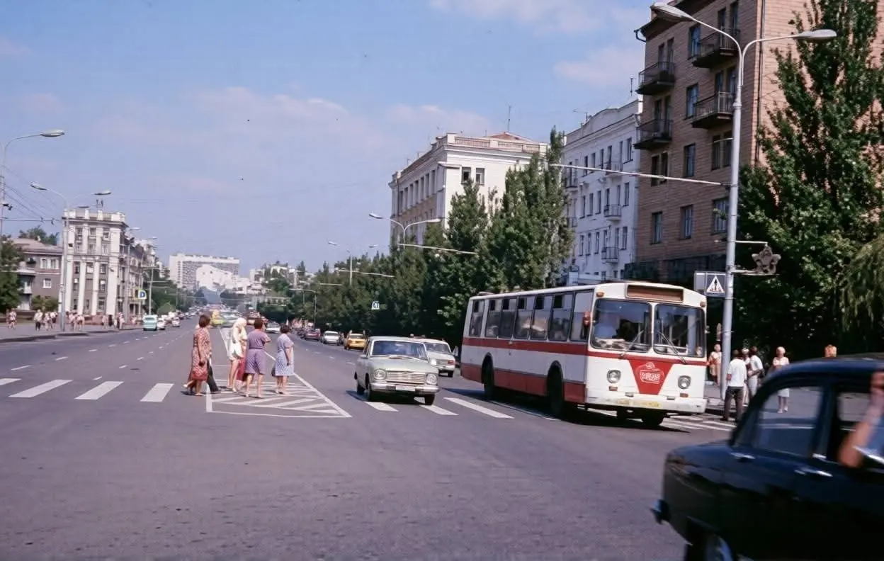 Донецк. 75-76 год | Сетка — социальная сеть от hh.ru