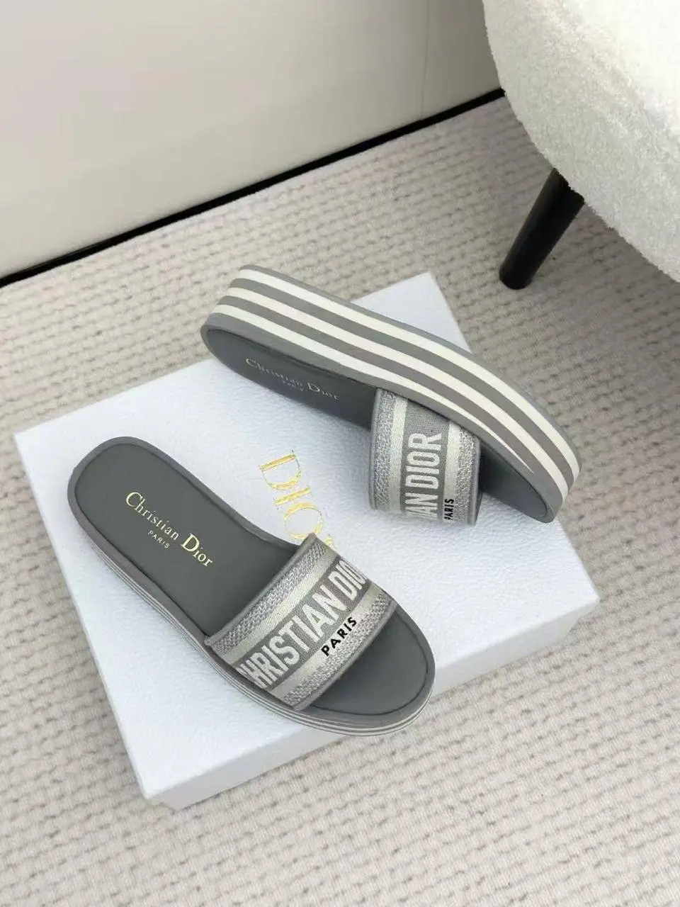 ▪️Премиум 1:1
▪️В наличии 36-41 размеры
▪️Цена 11.500₽
▪️Доставка-примерка по Москве
▪️ @byMarybelle
▪️Отправка в регионы ✈️ в этот же день | Сетка — социальная сеть от hh.ru