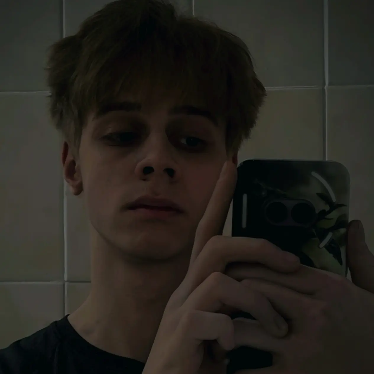 Artem Shakirа | Сетка — социальная сеть от hh.ru