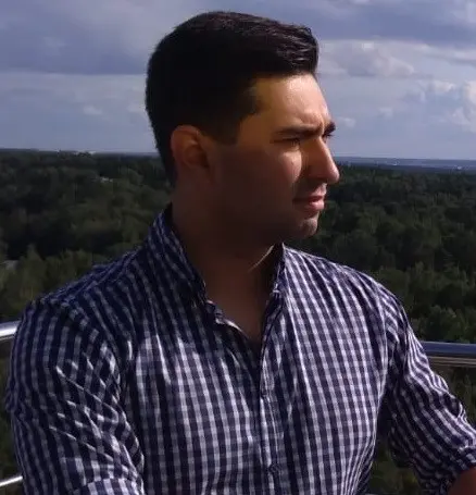 Артем Ушаков | Сетка — социальная сеть от hh.ru