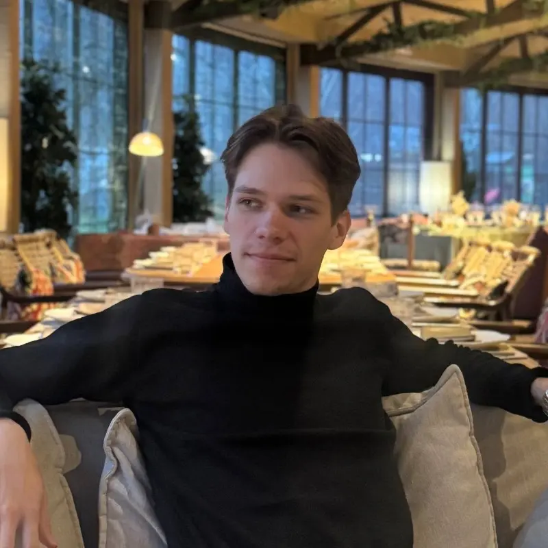 Андрей Дмитриев | Сетка — социальная сеть от hh.ru