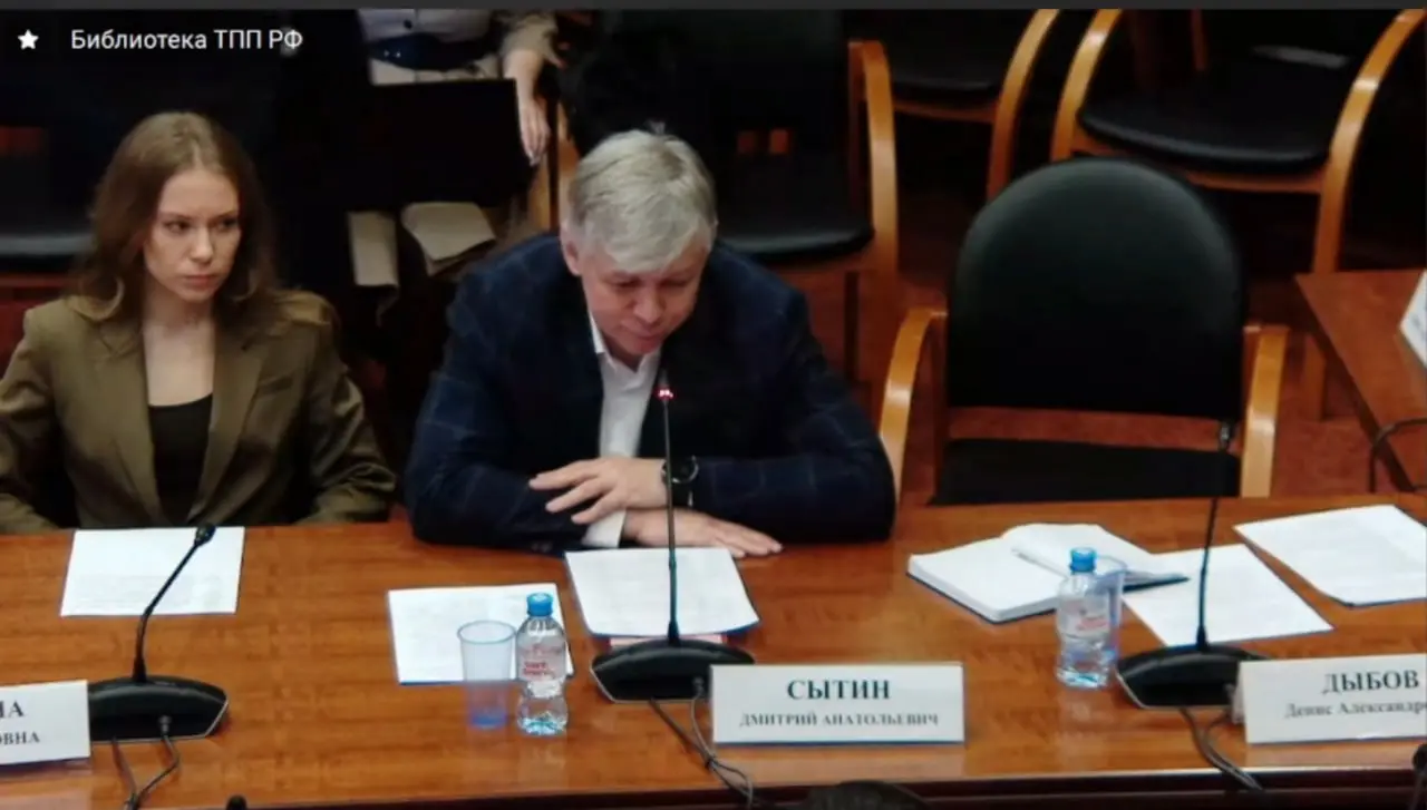 «Финансовые риски бизнеса: неплатежи заказчиков, недоступность банковских гарантий и потенциал факторинга»
31 марта в Торгово-промышленной палате РФ состоялось важное заседание, посвящённое финансовым... | Сетка — социальная сеть от hh.ru