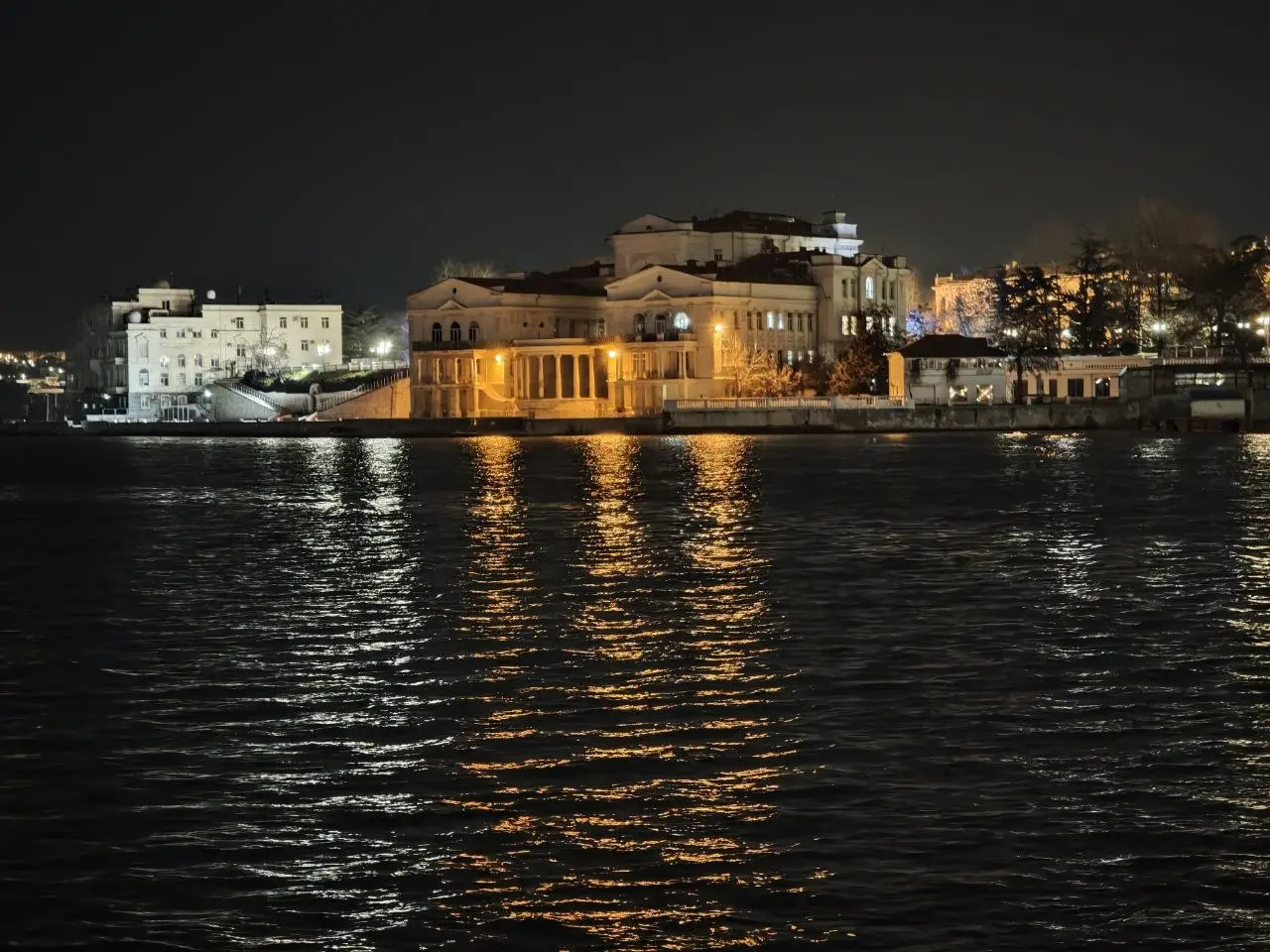 Чем больше думаю про ИИ, тем больше понимаю, что виральные Ал- видео это видео, когда очень сложно и очень дорого это сделать с обычной моделью | Сетка — социальная сеть от hh.ru