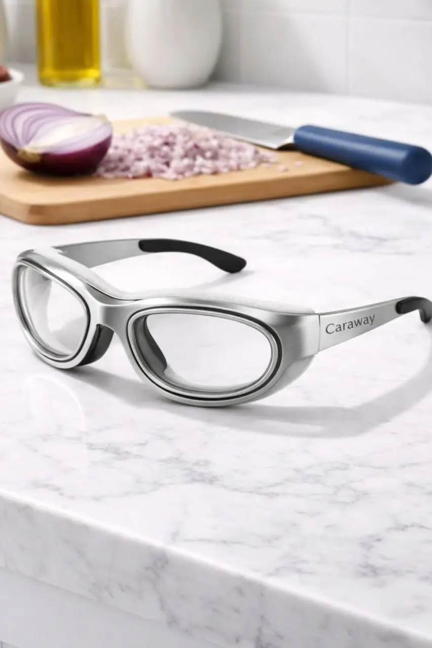 В первоапрельский бренд-дайджест попали такие ноу-хау с зарубежного рынка:
➡️ Майонез с матчей от Heinz
➡️ Очки Caraway, спасающие от слёз при нарезании репчатого лука
➡️ Сливочное масло All things bu... | Сетка — социальная сеть от hh.ru