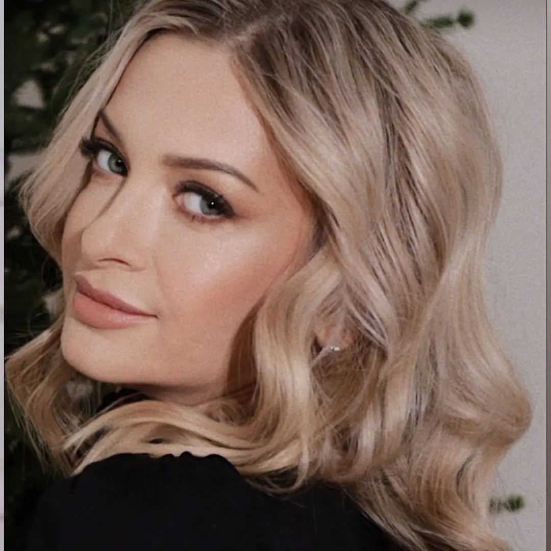 Юлия Кошелева | Сетка — социальная сеть от hh.ru