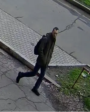 В ДНР разыскивается мужчина, который подозревается в действиях сексуального характера в отношении несовершеннолетнего ребёнка | Сетка — социальная сеть от hh.ru