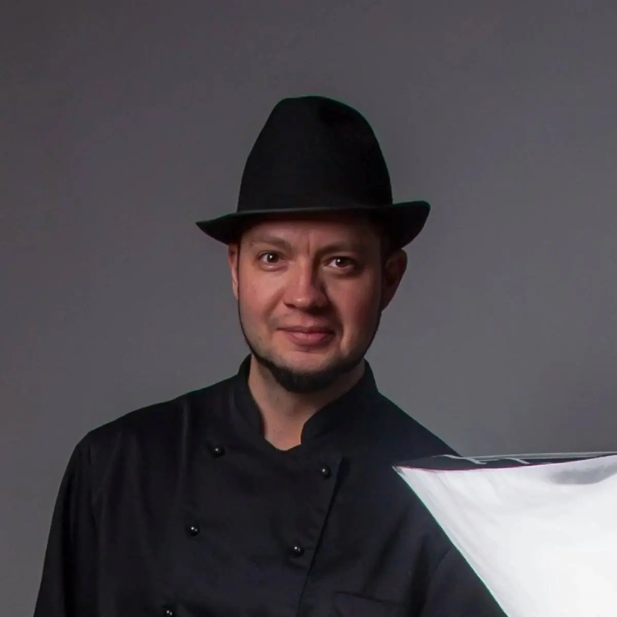Алексей Велин