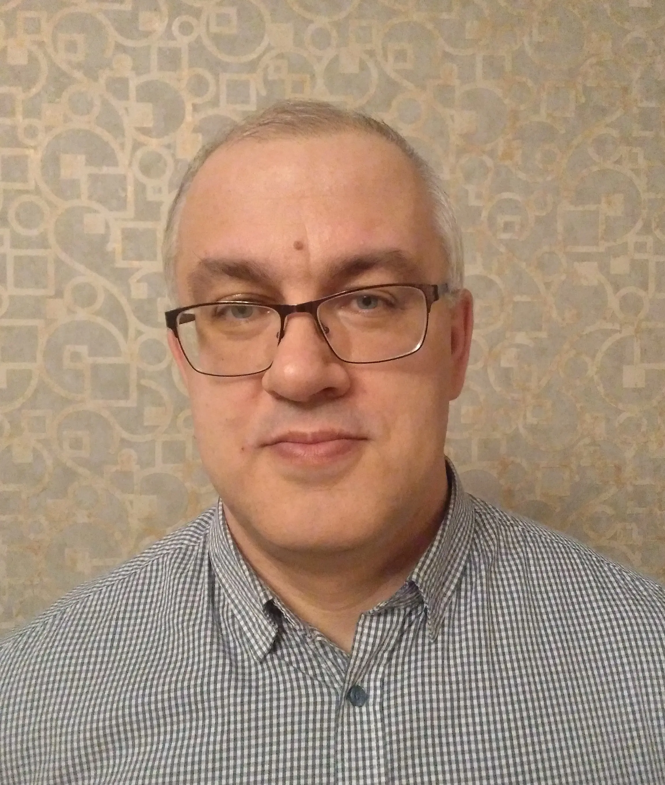 Андрей Колобов
