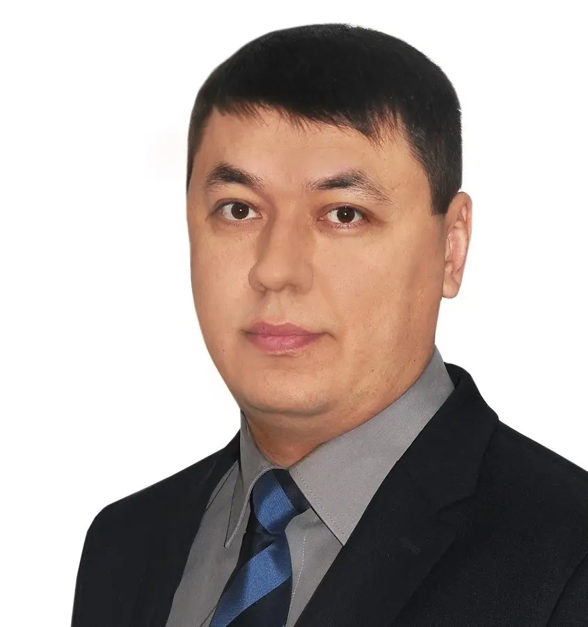 Айвар Ахмеров