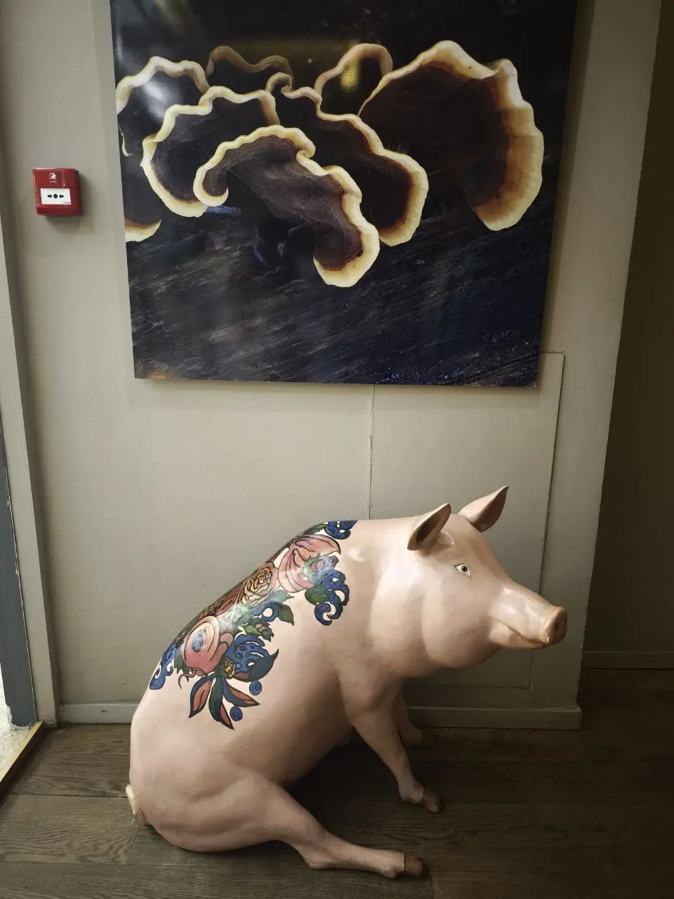 И про еду, точнее вкусную еду 😋
Ресторан Mashrooms на Большой Якиманке, где мы, прождав приличное время в живой очереди, в пятницу, за день до Кейс Чемпионата в Москве, очень приятно удивил вкусной ку... | Сетка — социальная сеть от hh.ru