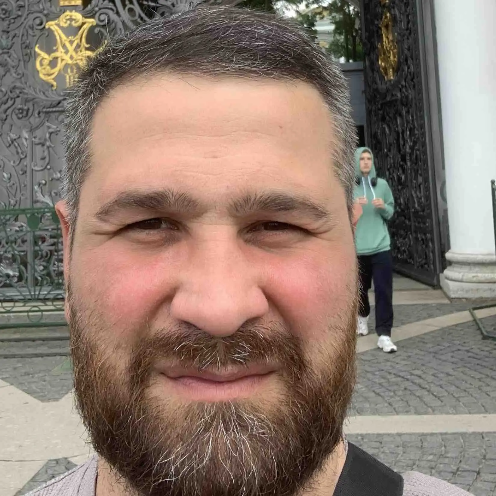 Дионис Хаширов