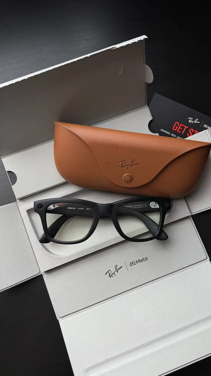 Я долго терпел…
И наконец-то купил эти ваши Ray Ban. Каждый день я думал о том, какой кайфовый контент мог бы лепить с этими очками. Как всегда дал себе недельку на осмысление | Сетка — социальная сеть от hh.ru