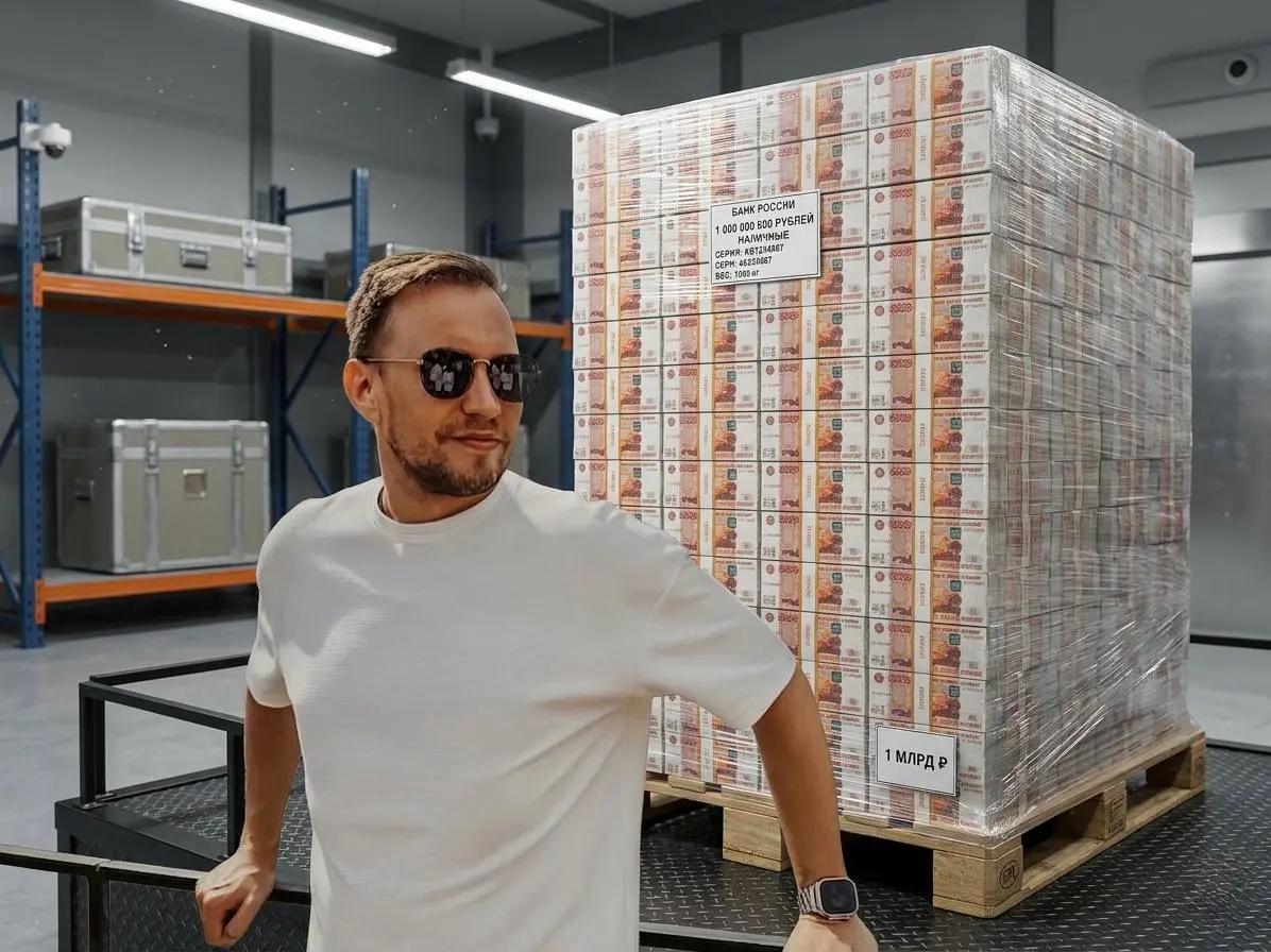 Нашу компанию оценили в 1 000 000 000 ₽. А в этом году мы продадим недвижимости на миллиард? Маленькой командой. Без суши-баров.
Миллиард — это не просто цифра. Это артефакт | Сетка — социальная сеть от hh.ru