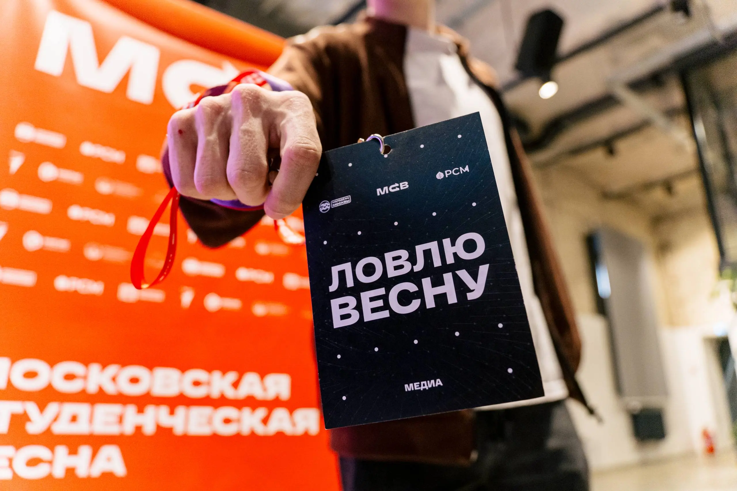 Фоточки с лекции
Кайфанул от выступления для ребят из колледжей | Сетка — социальная сеть от hh.ru