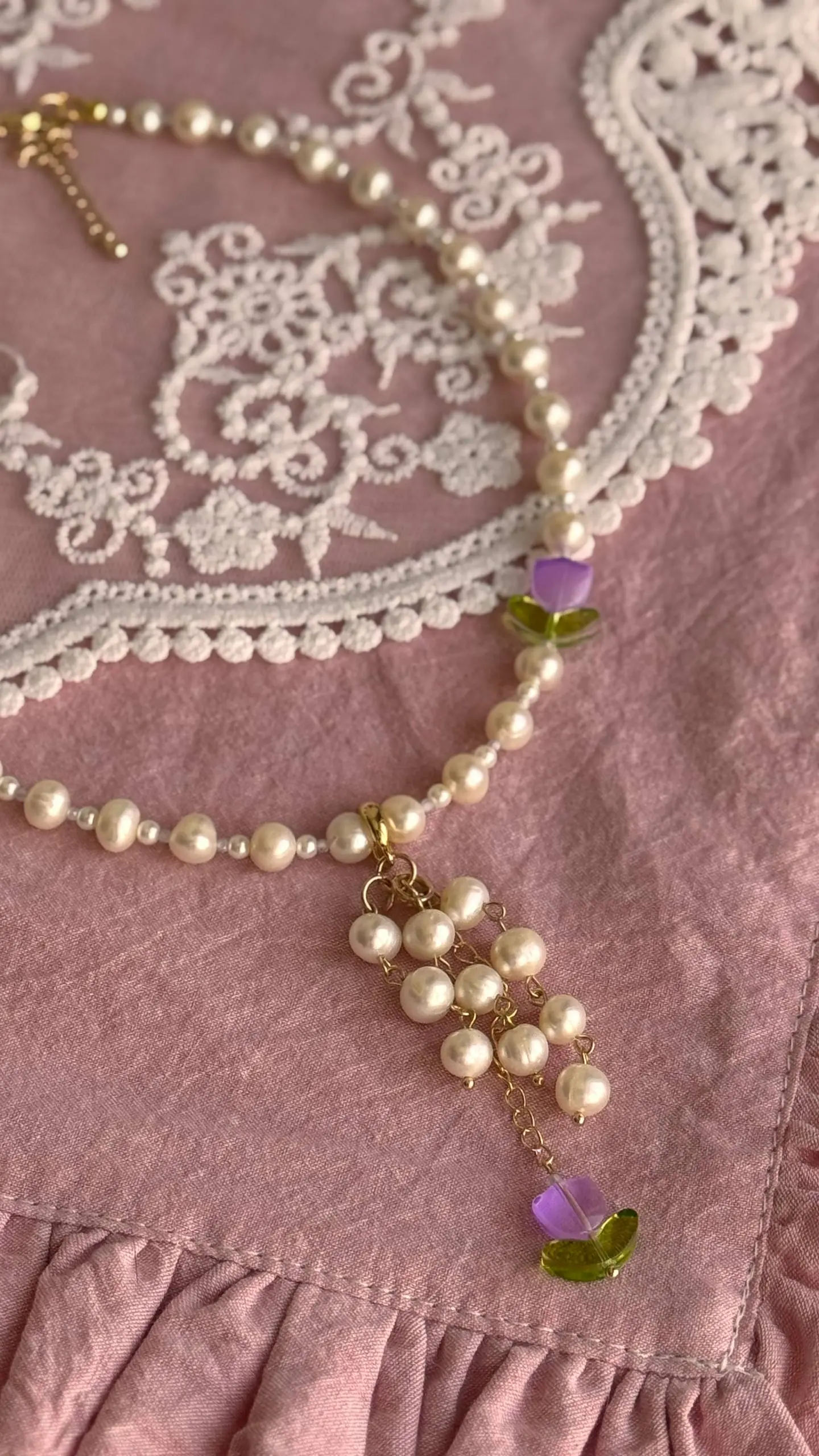 Четвертый день апреля.🕊️
У меня всё по- прежнему:
Весна🌱
Вдохновение ✨
Тюльпаны 💐🪻 | Сетка — социальная сеть от hh.ru