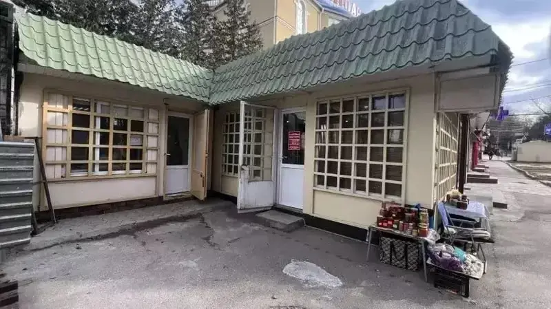 🏨🧐 В Кисловодске борются с вычурными вывесками и непонятными шрифтами
В конце 2025 года был утвержден дизайн-код города | Сетка — социальная сеть от hh.ru