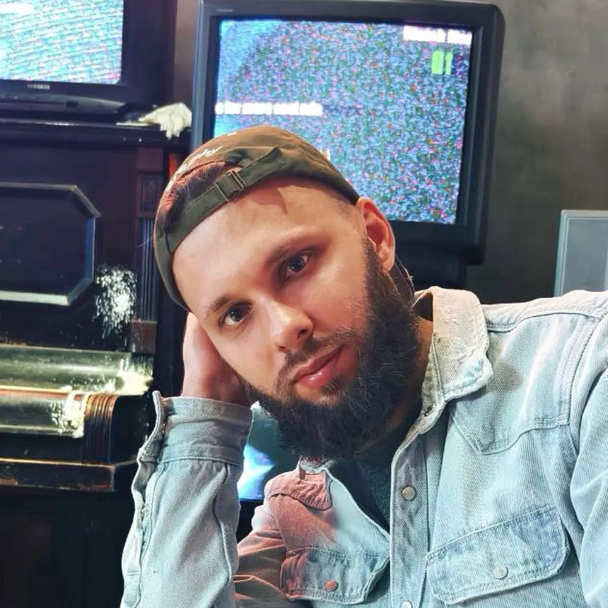 Александр Доведин