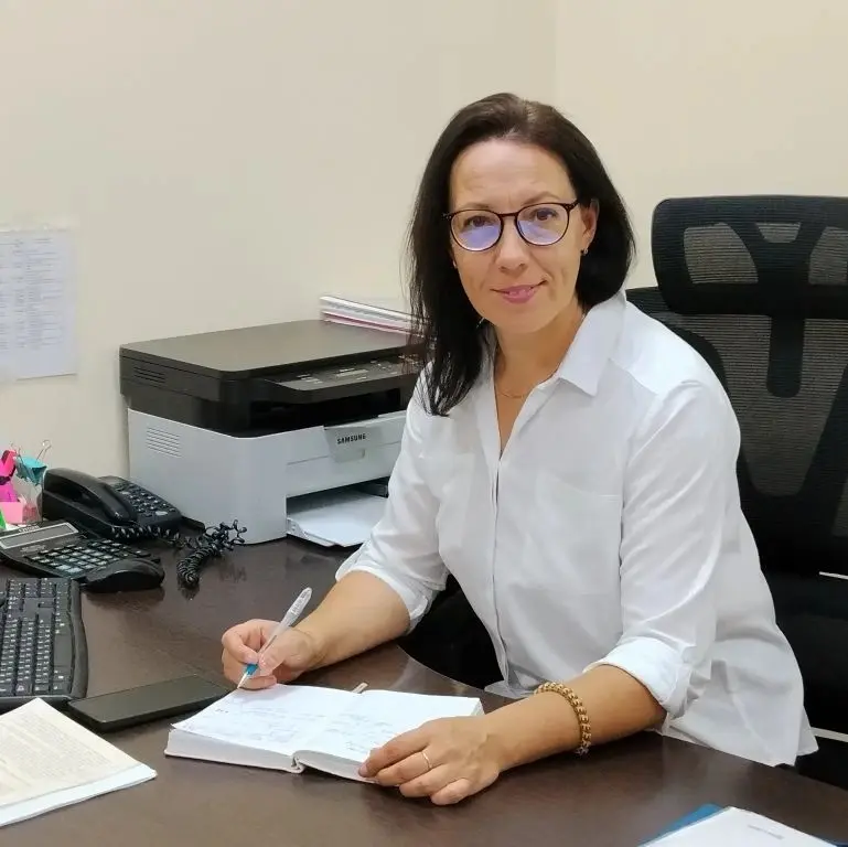 Елена Плахова