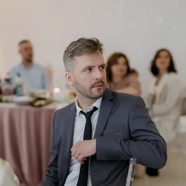 Иван Сухарников