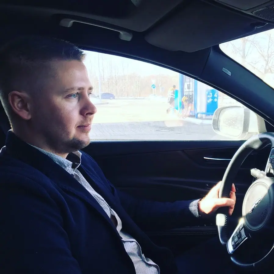 Александр Пономарев