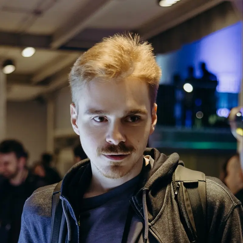 Артем Шершнев