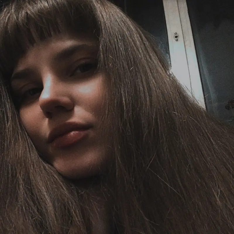 Яна Гусарова