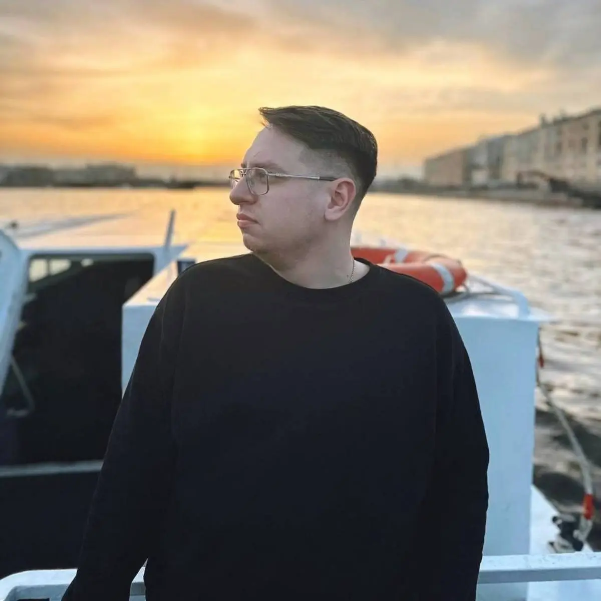 Дмитрий Кулешов
