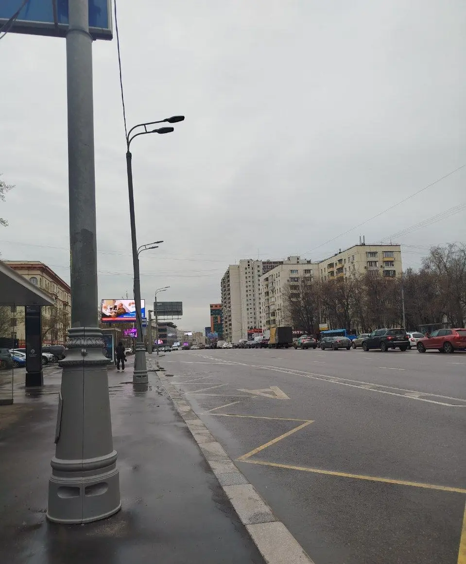 Поехала в Москву по делам.
Поймала себя на мысли, что погода создала какое-то отвратительное настроение, поэтому и не получилось добиться тех результатов, изначально из-за которых я и поехала | Сетка — социальная сеть от hh.ru