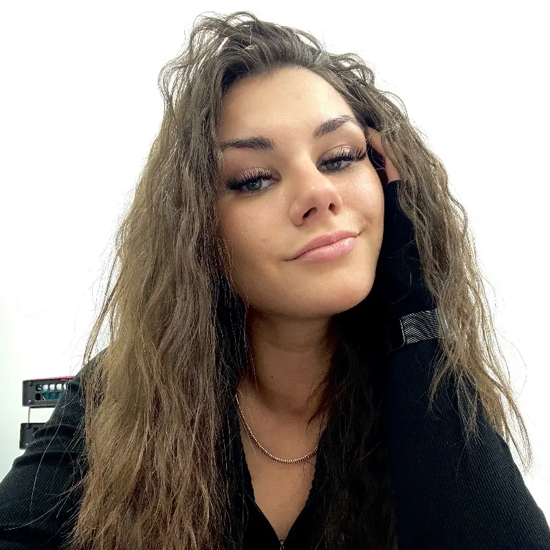 Элина Мурзова | Сетка — социальная сеть от hh.ru